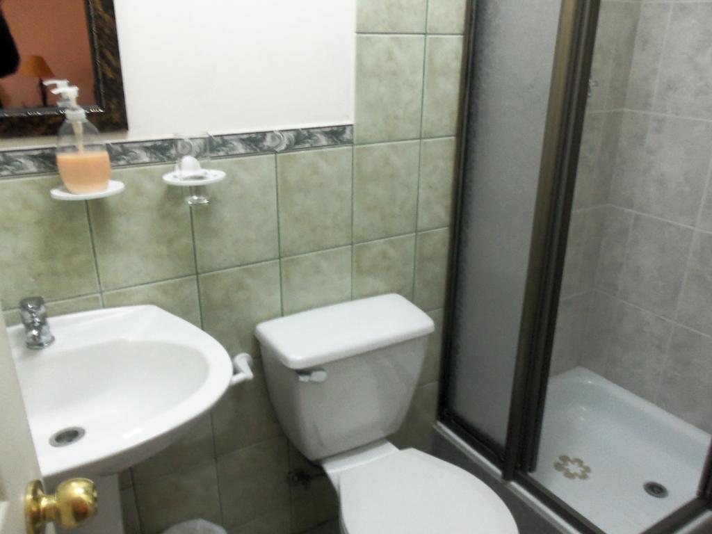 Hostal Joshiken Punta Arenas Oda fotoğraf