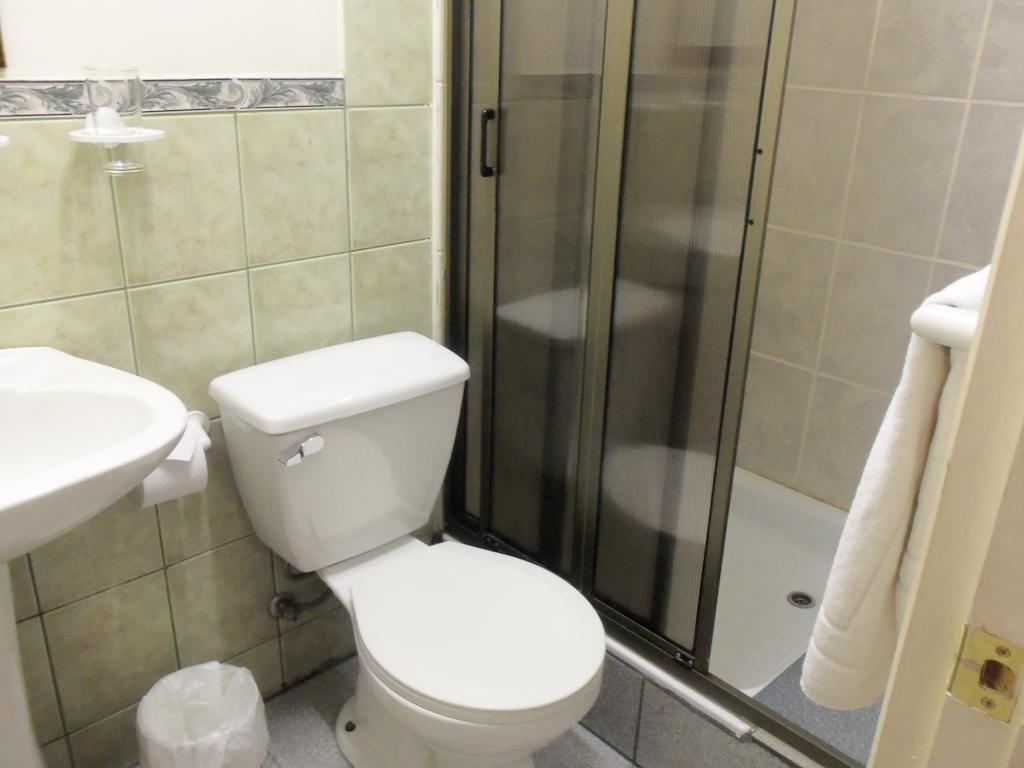 Hostal Joshiken Punta Arenas Dış mekan fotoğraf