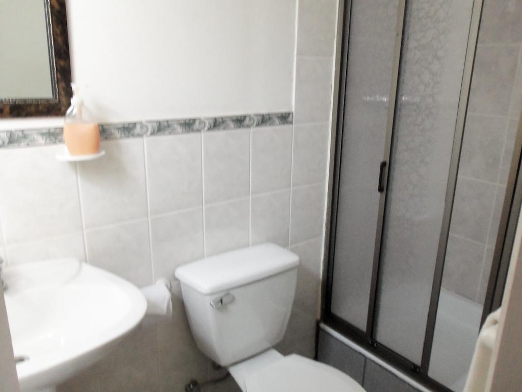 Hostal Joshiken Punta Arenas Dış mekan fotoğraf