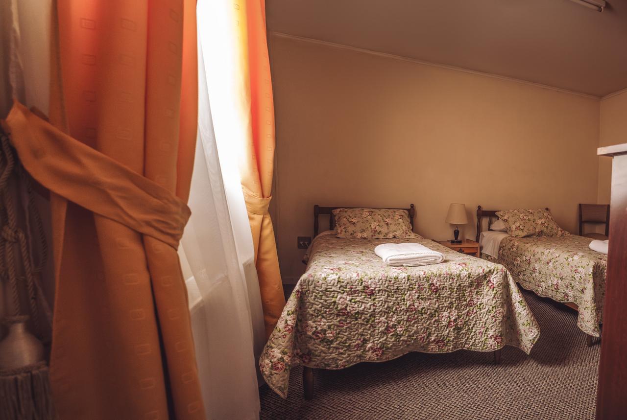 Hostal Joshiken Punta Arenas Dış mekan fotoğraf