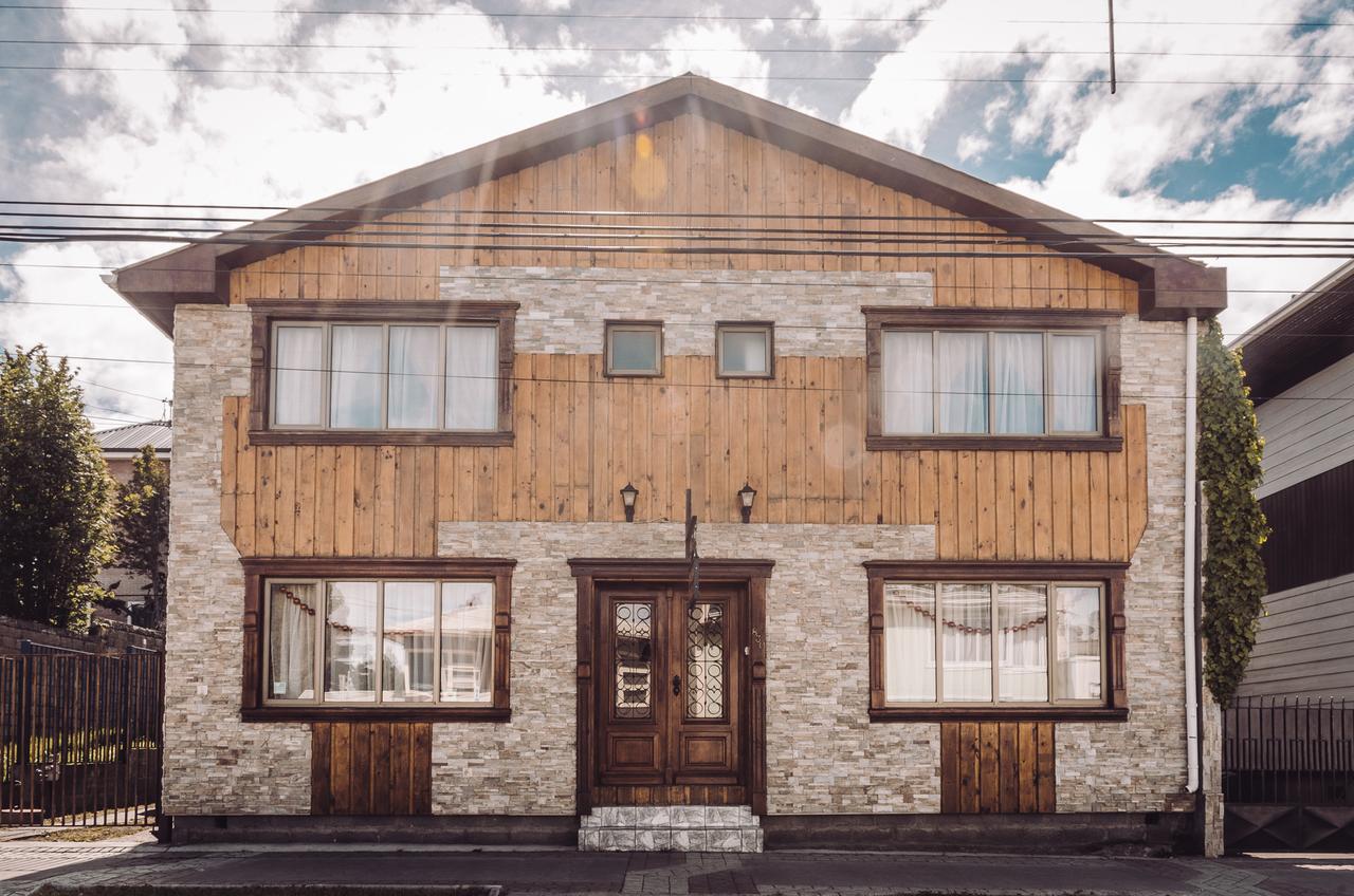 Hostal Joshiken Punta Arenas Dış mekan fotoğraf